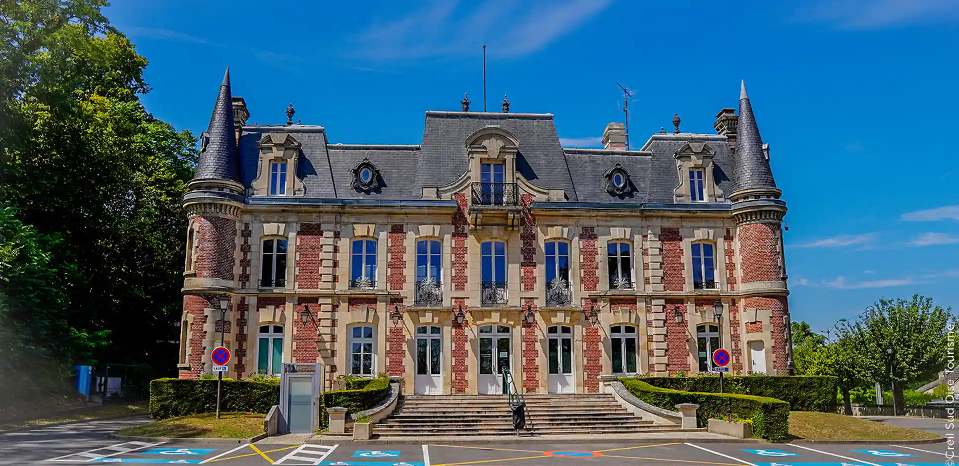 Chateau des Rochers Nogent sur Oise Creil Sud Oise Tourisme ()